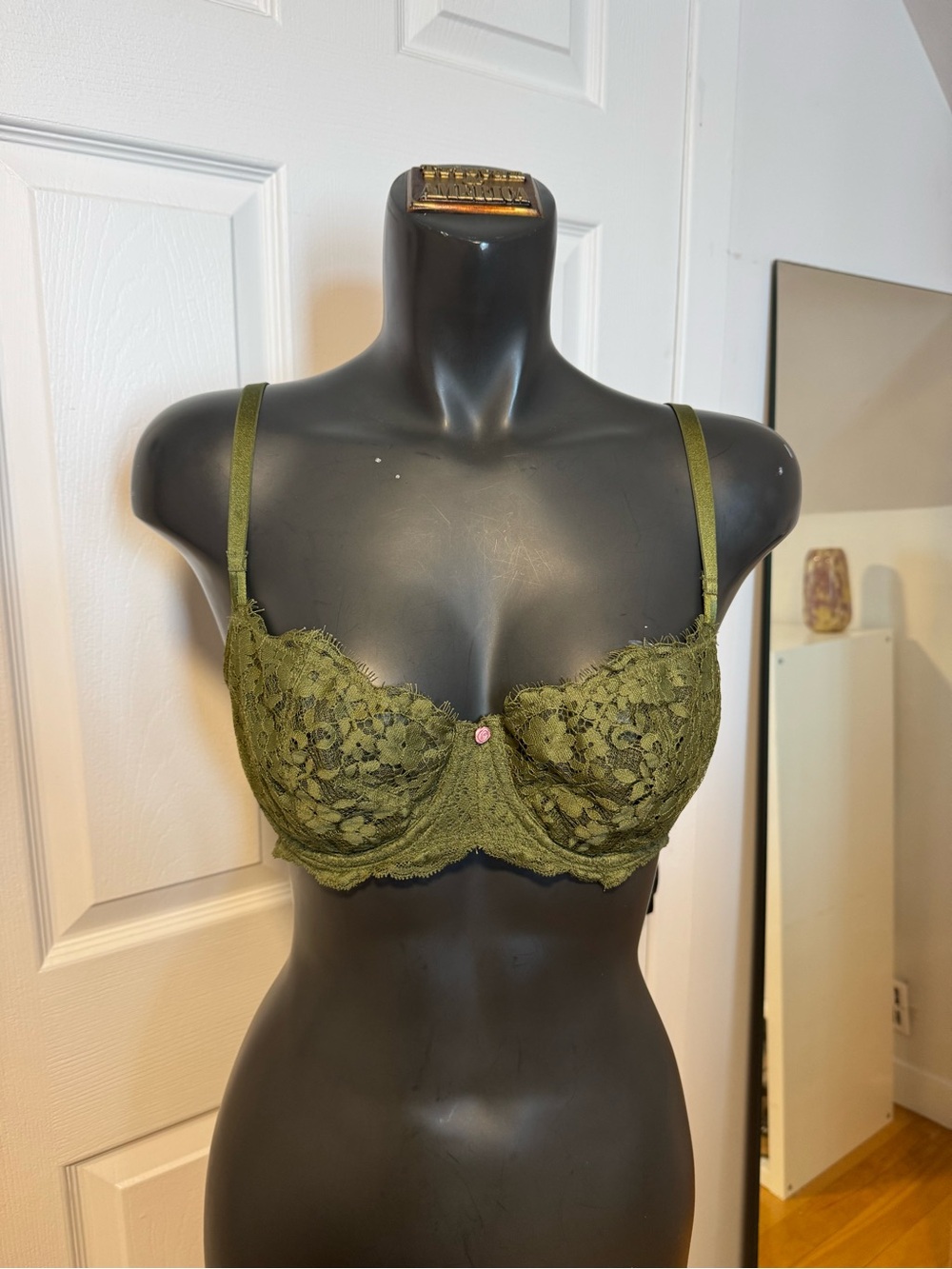 vs bra